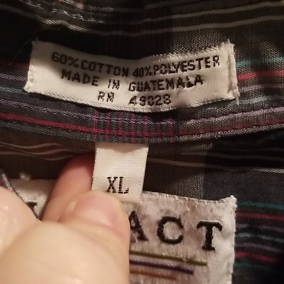 4$15 Plaid Buttondown Shirt - Picture 3 of 4